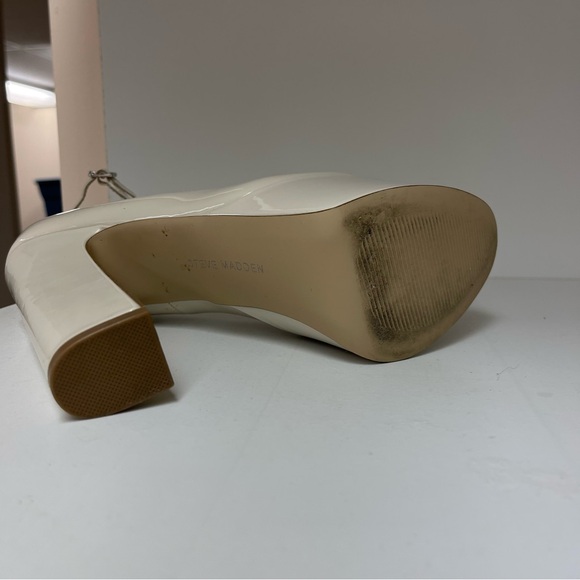 Steve Madden nude high heels size 6 - Picture 6 of 15